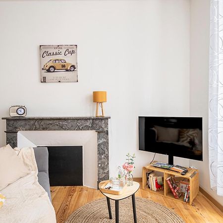 Apartamento Le Douillet Bearnais Pau Exterior foto